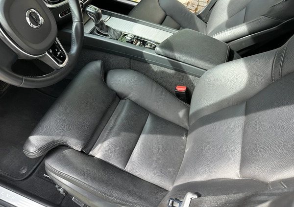 Volvo S60 cena 124000 przebieg: 103000, rok produkcji 2019 z Warszawa małe 92